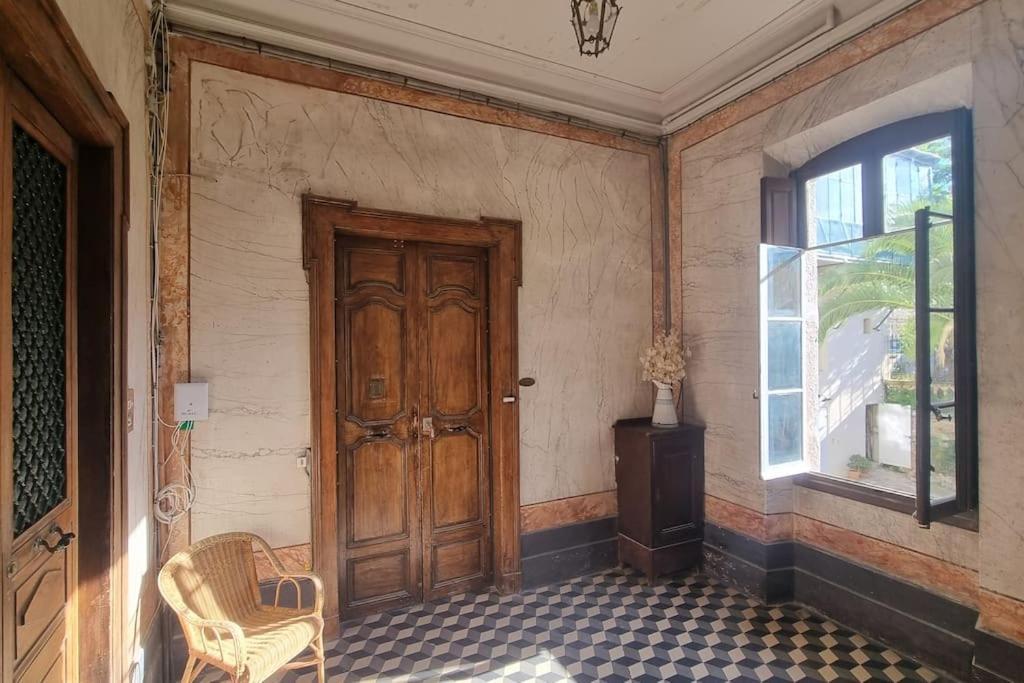 Le Palais 10, Superbe Appartement D'Exception Authentique Centre Historique Σετ Εξωτερικό φωτογραφία
